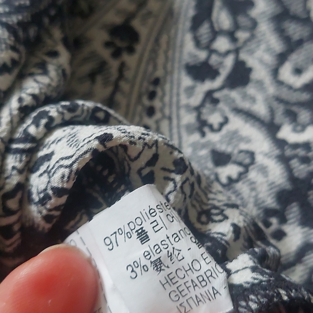 Zara blouse - Picture 5 of 9